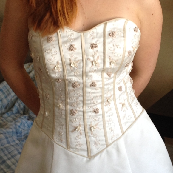 Size 12 Sincerity Brand Satin Wedding Gown - Picture 2 of 6